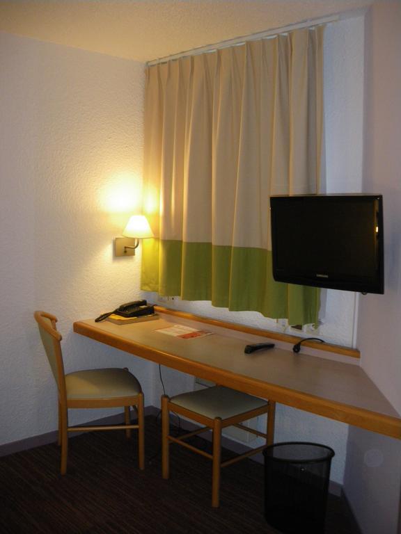 Logis Hotel Le Relais Du Moulin Valençay Esterno foto